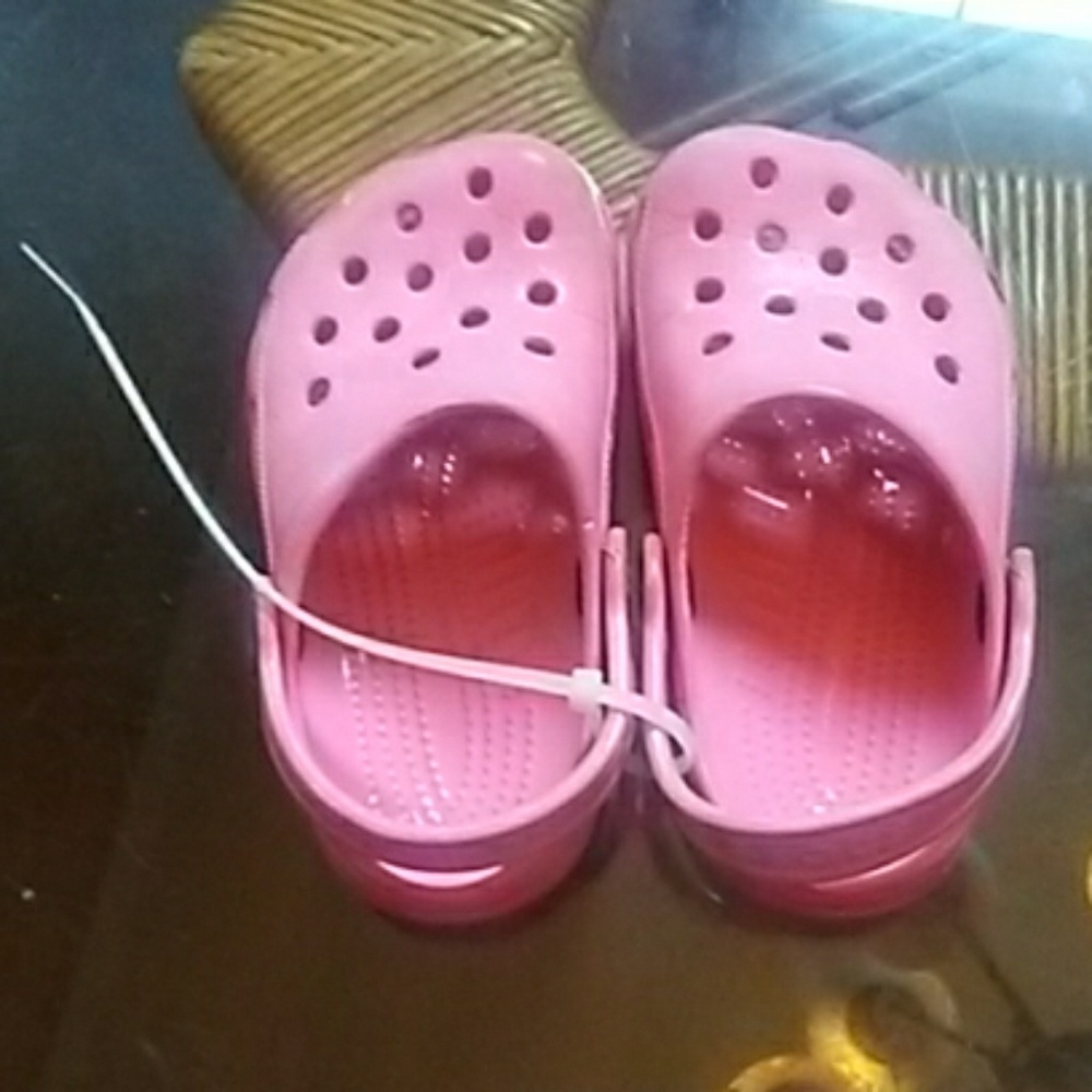 Infant shoes size 6 7